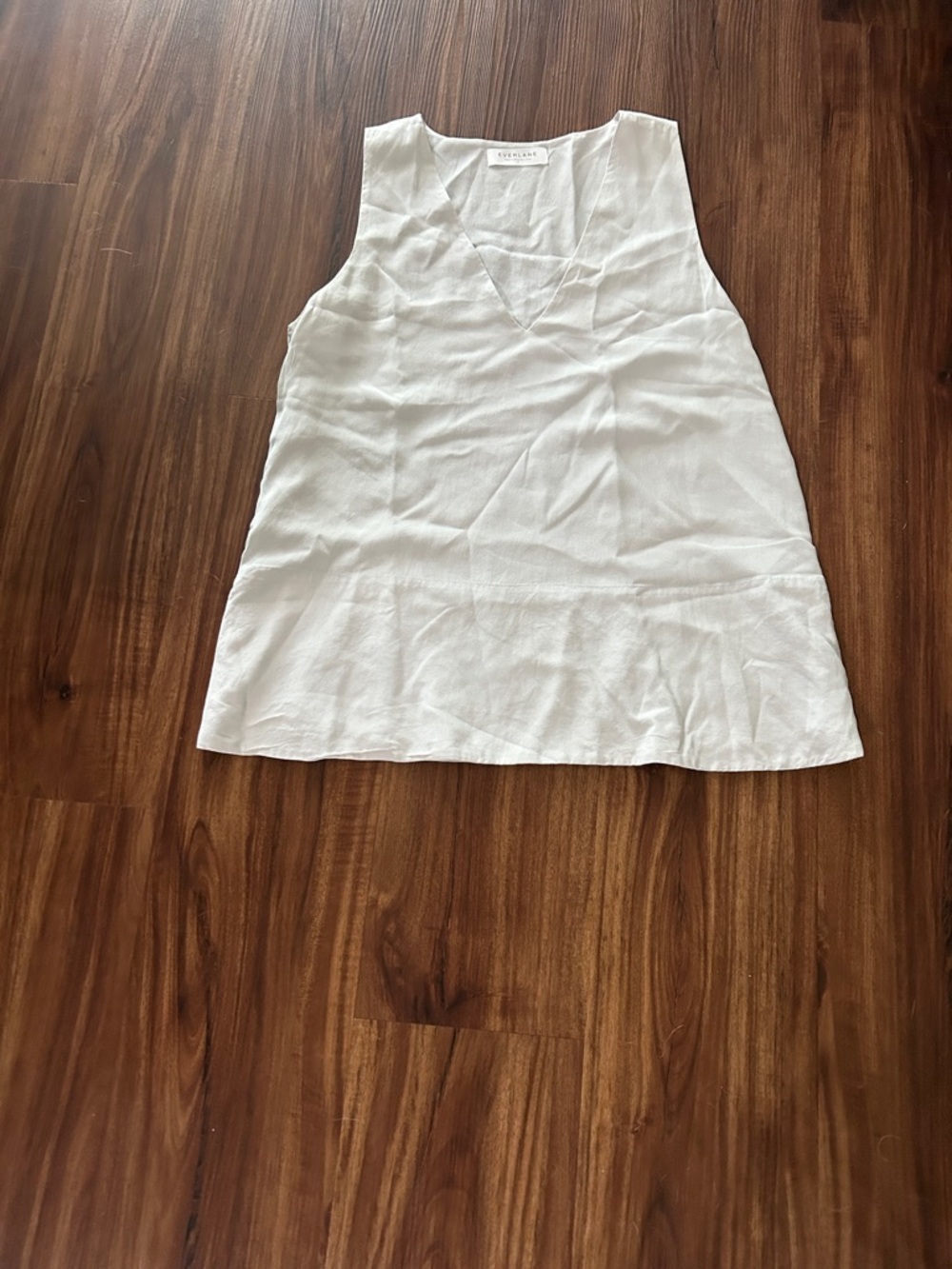 Everlane Sage Green V-Neck Slip Top - Picture 2 of 4